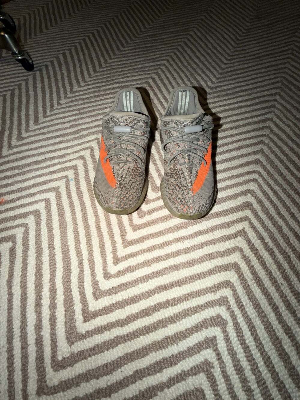 Adidas Yeezy Boost 350 V2 Beluga Sneakers Kids’ size 12.5